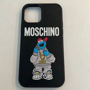 moschino cookie monster iphone 12 or 12 pro case